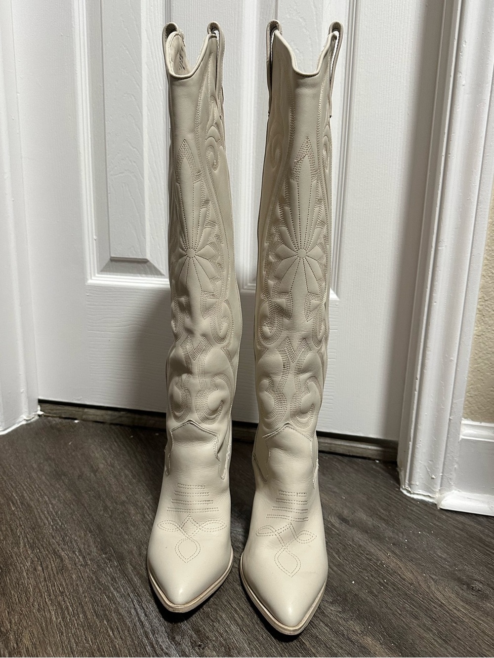 Steve Madden Lasso Cowboy Boots 8.5